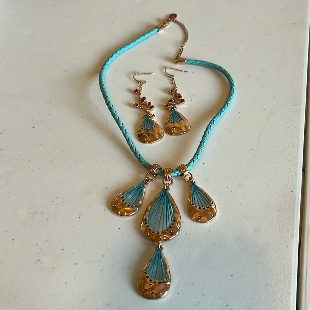 Guess Necklace Earring Set Turquoise Copper Rope Dangle Mixed Media Teardrop 19”